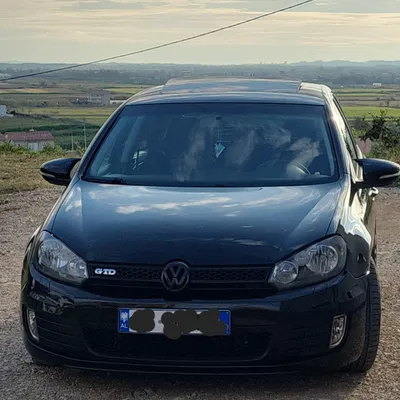 Volkswagen Golf 2010 në shitje
