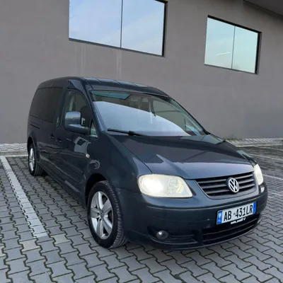 Volkswagen Caddy 2008 në shitje