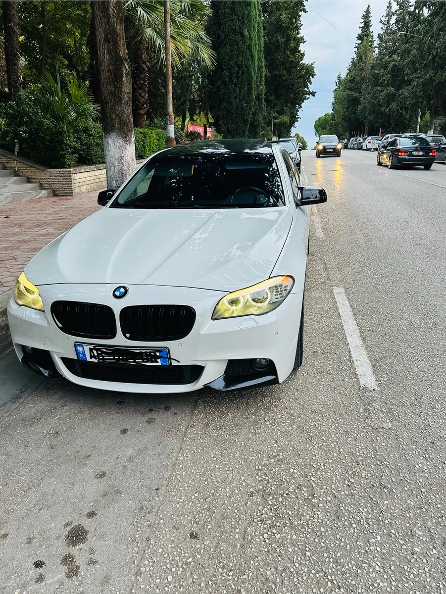 BMW 5 Series 2012